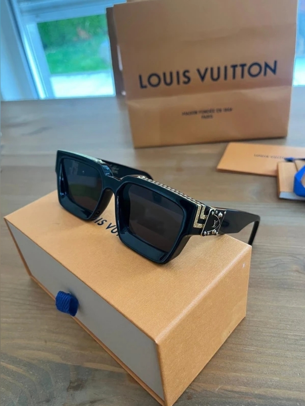 Louis Vuitton Black and Gold Millionaire Sunglasses
